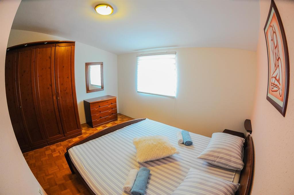 Apartments Marija Petricevic Podstrana Rom bilde